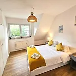 Luxembourg Living Stylish 2Br And Free Parking